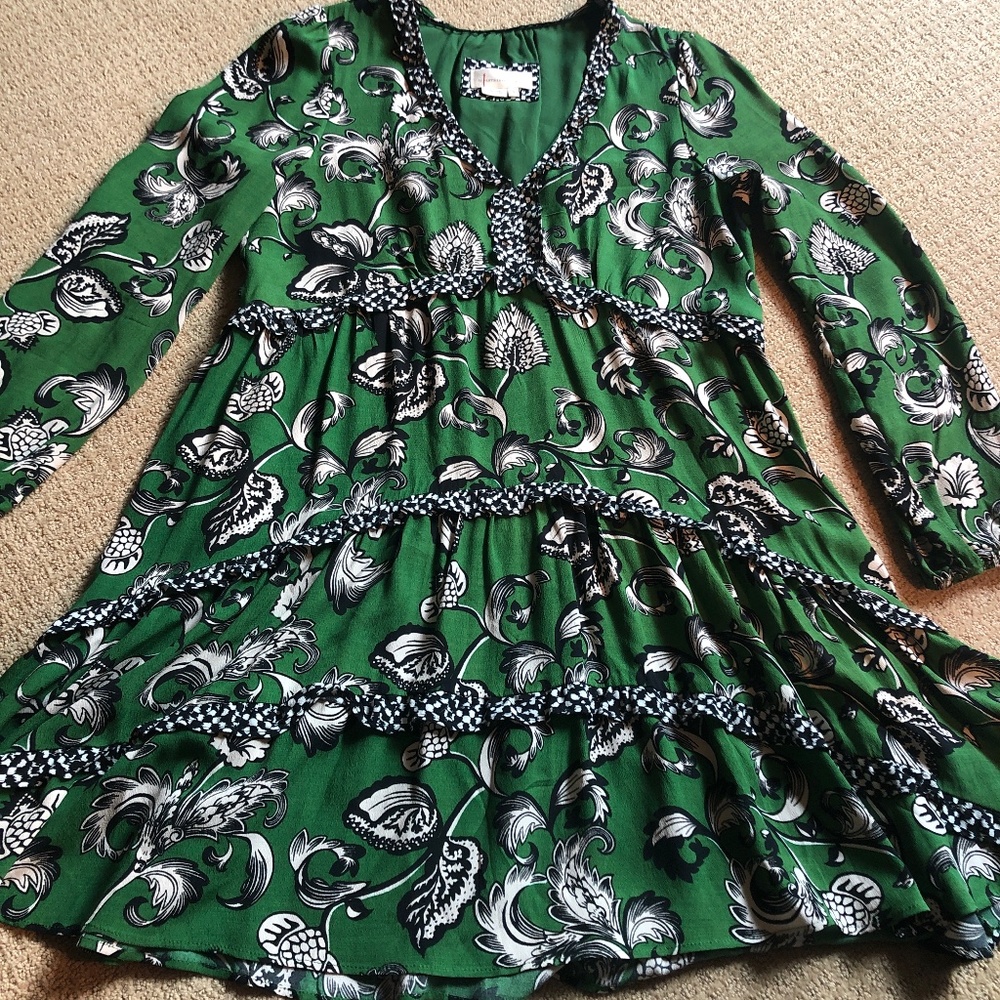 Adorable Anthropologie dress/tunic. Size 6-8 medium. 20” pit to pit.